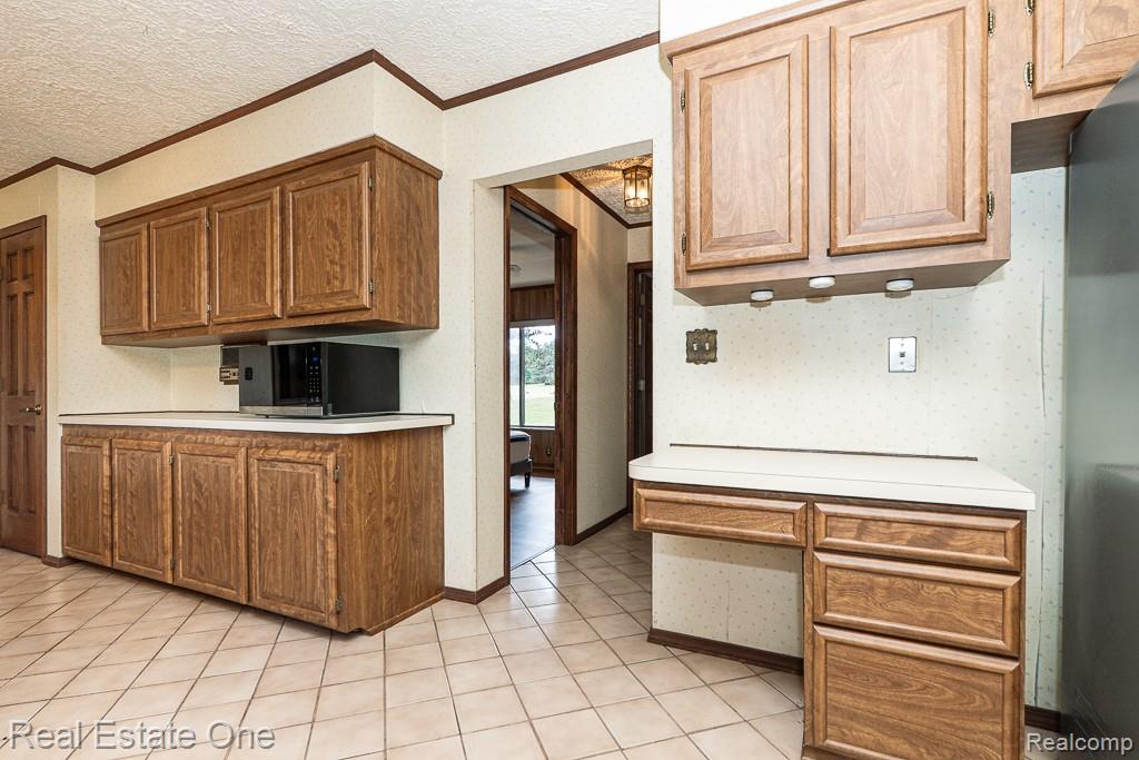 2995 Hadden Road