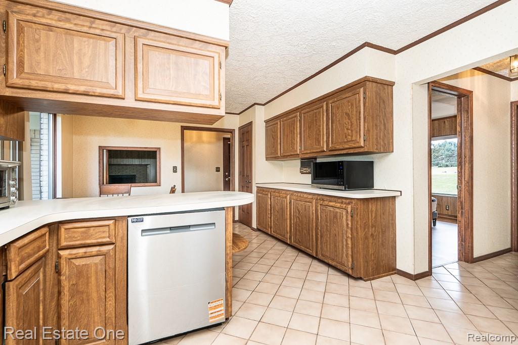 2995 Hadden Road