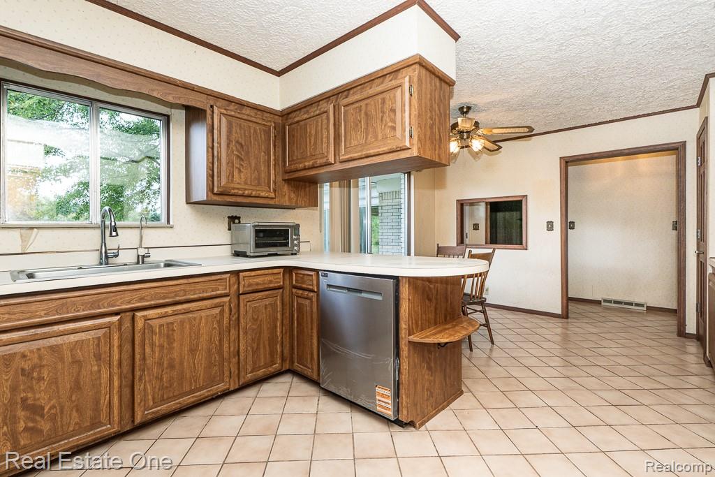2995 Hadden Road