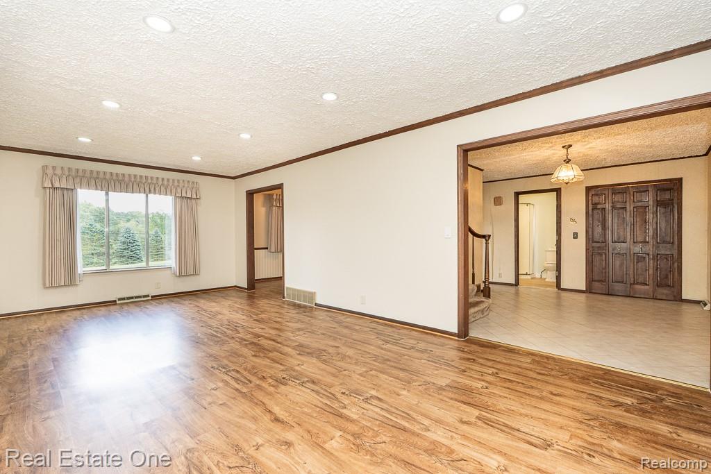 2995 Hadden Road