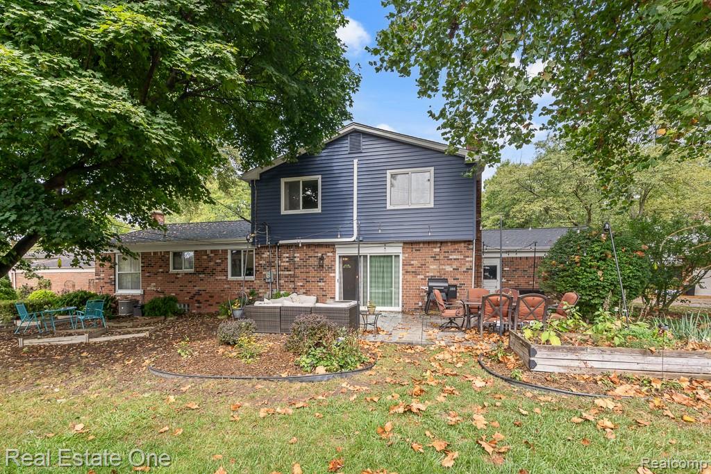4203 Sugar Grove Court