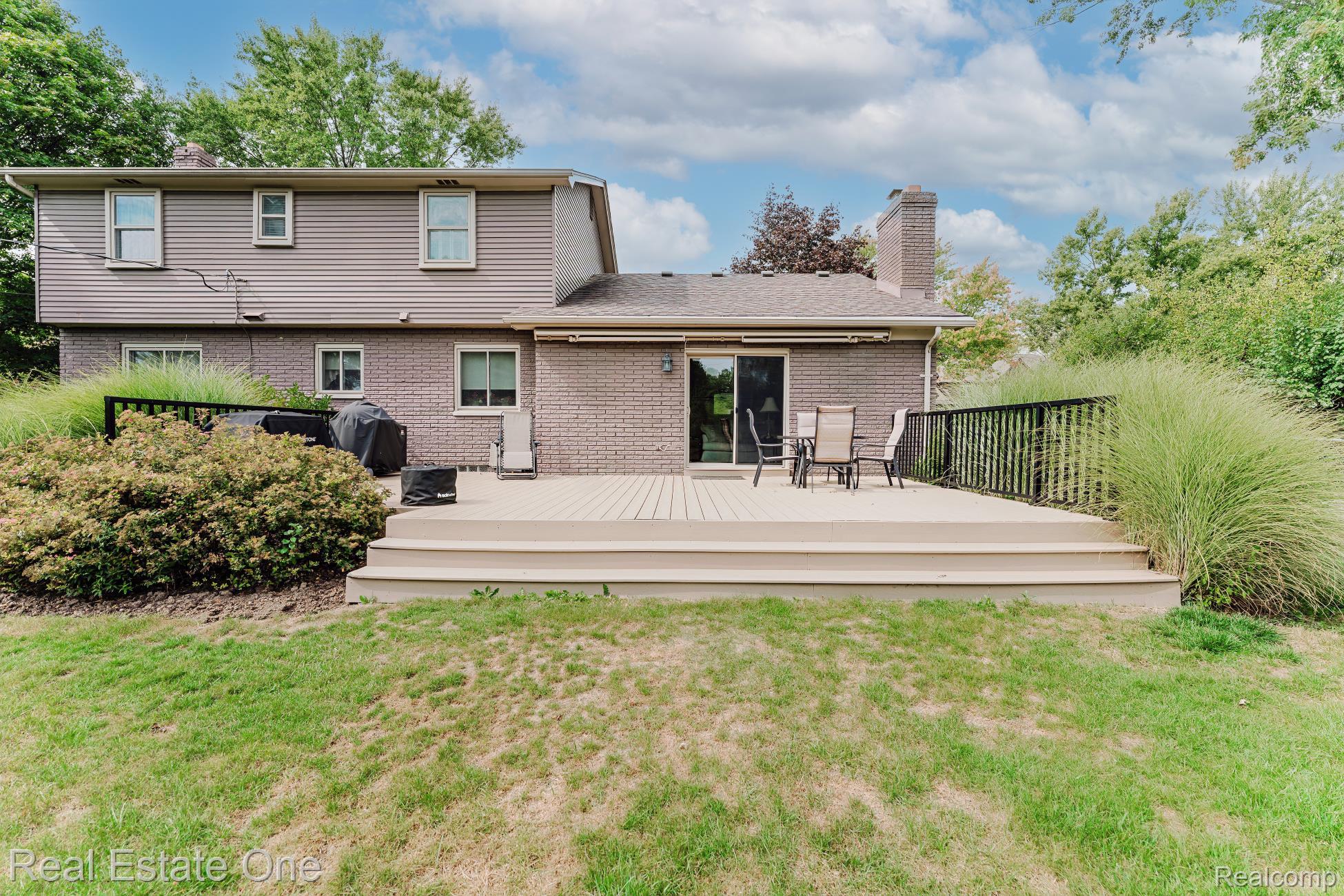 5374 Daniels Drive