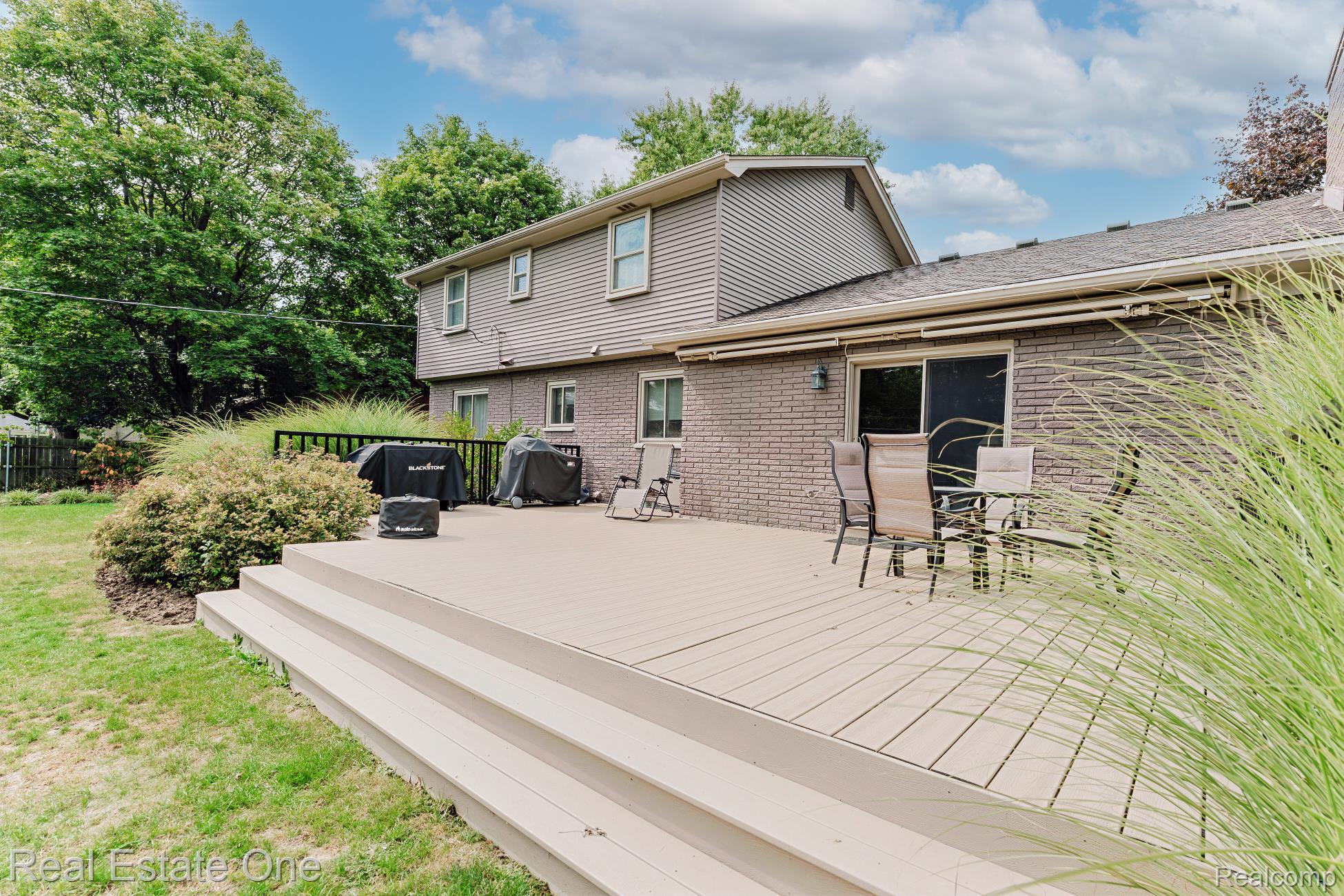 5374 Daniels Drive