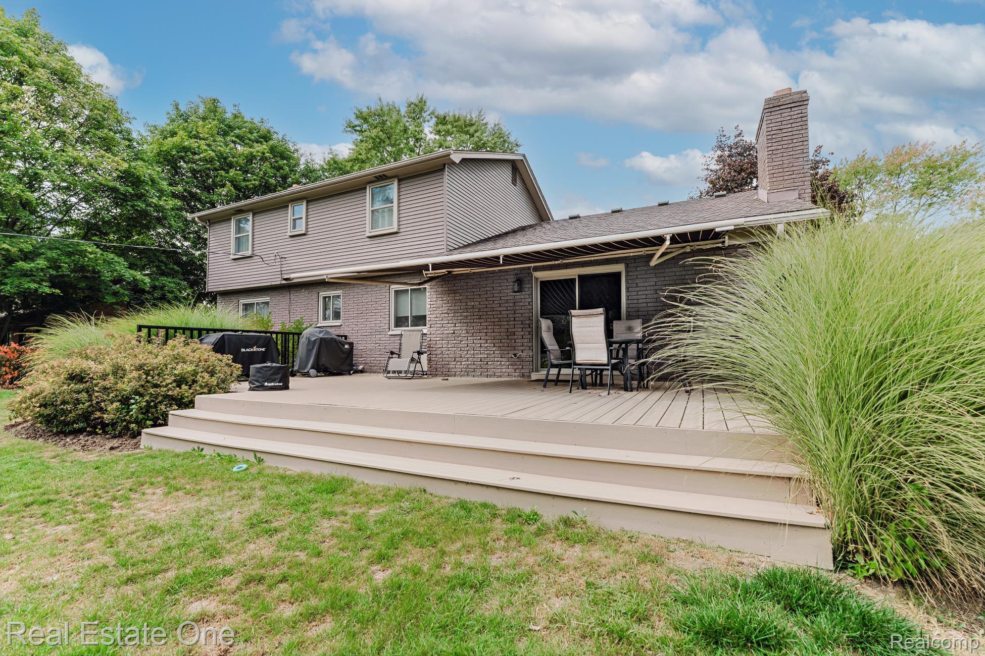 5374 Daniels Drive
