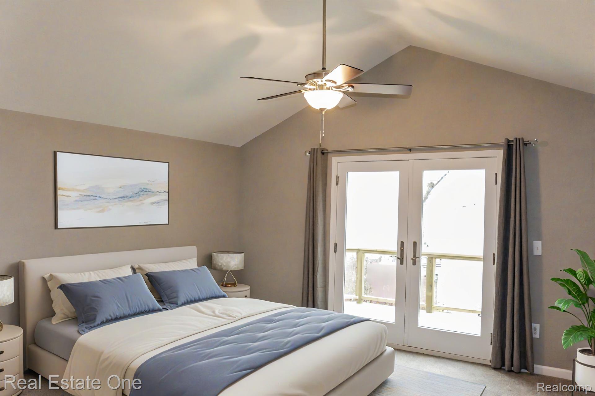 121 N North Shore Drive