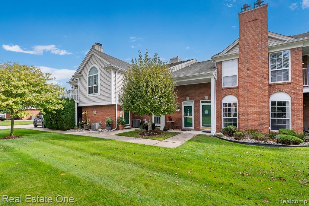 16726 Gemstone Drive