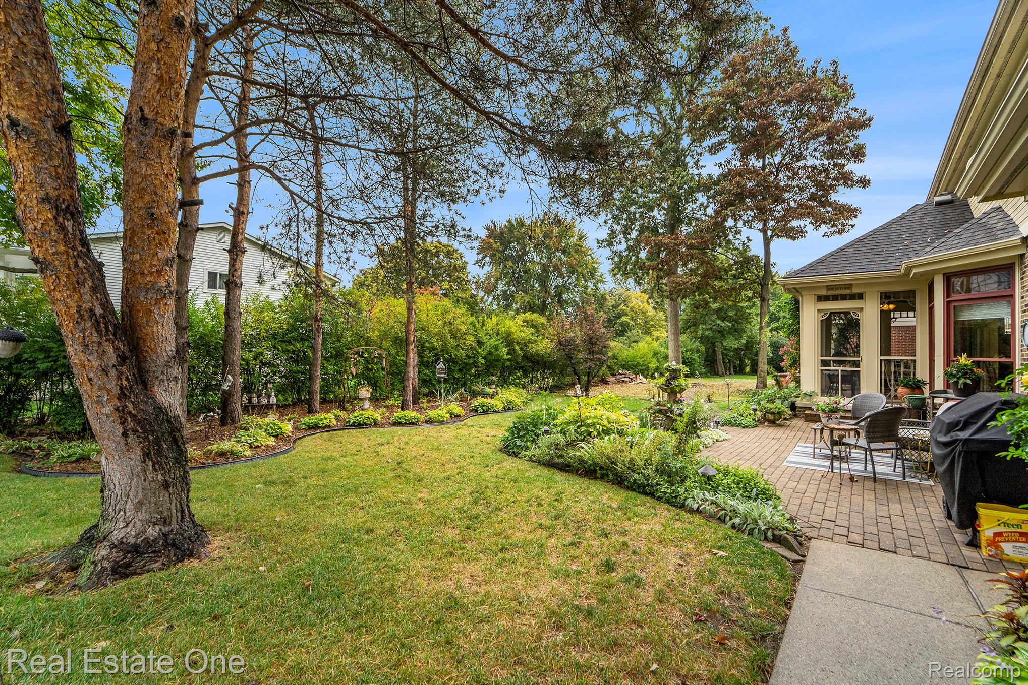 6764 Redford Circle