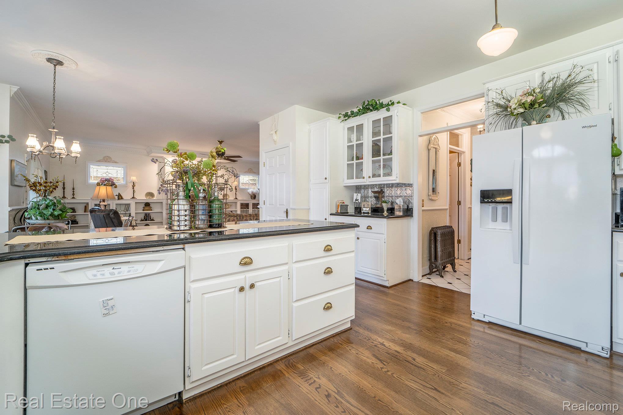 6764 Redford Circle