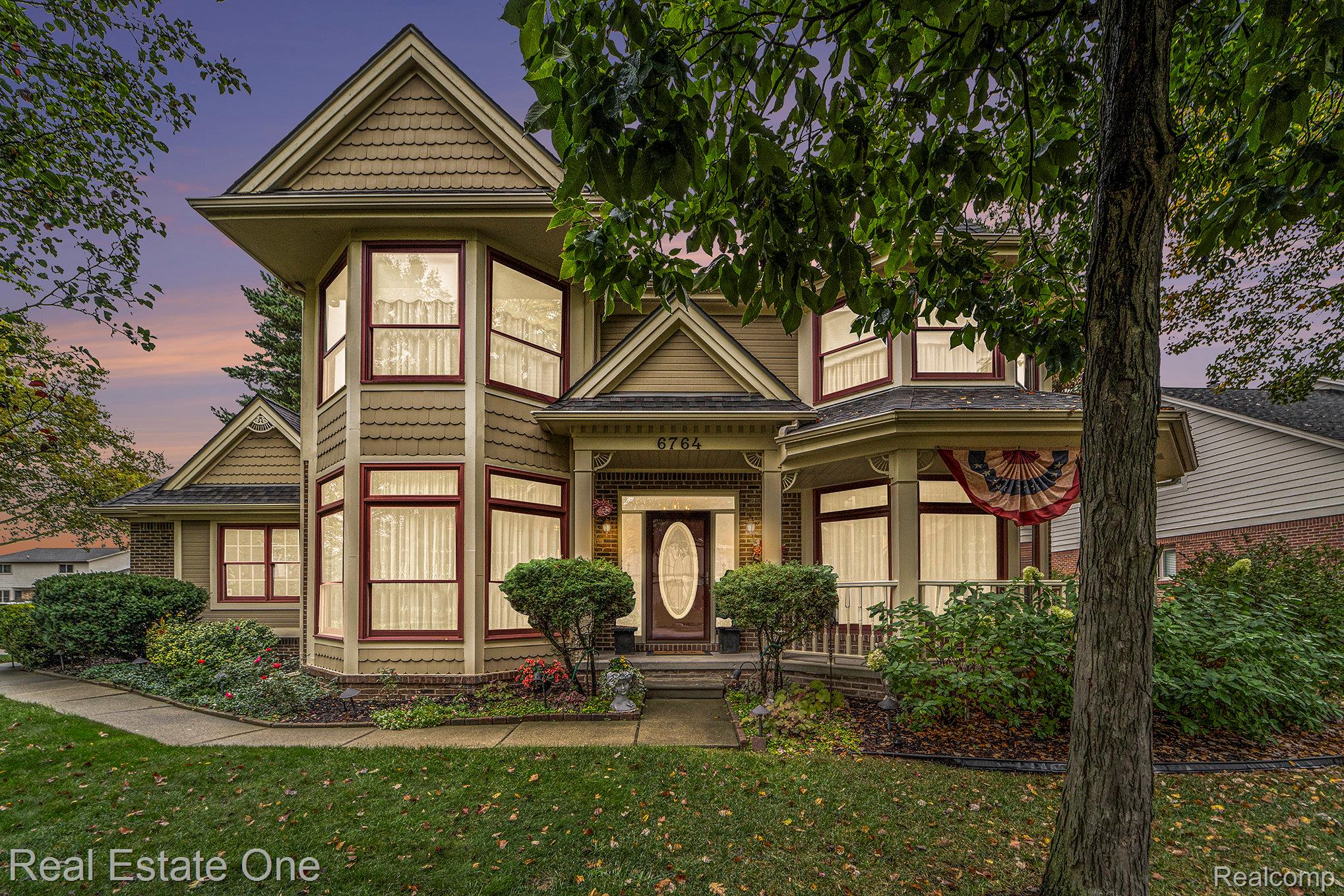 6764 Redford Circle