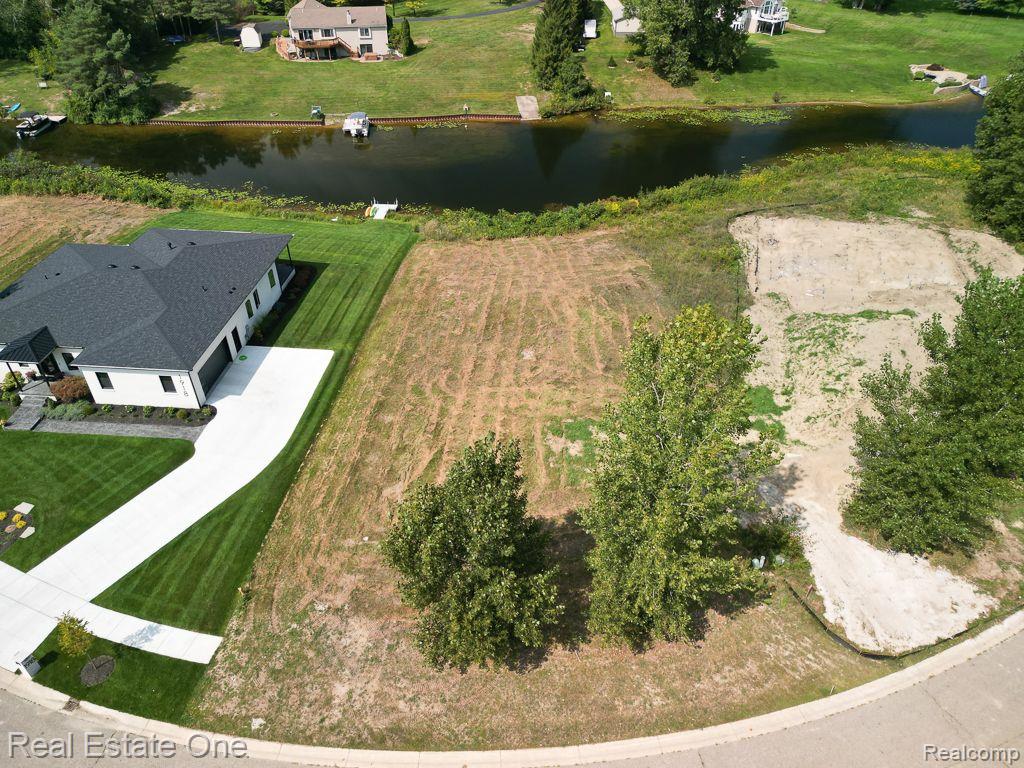 1904 SANDY SHORES Drive