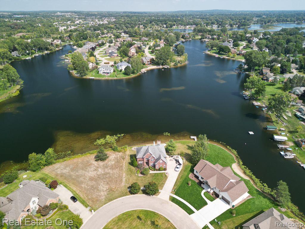 1904 SANDY SHORES Drive