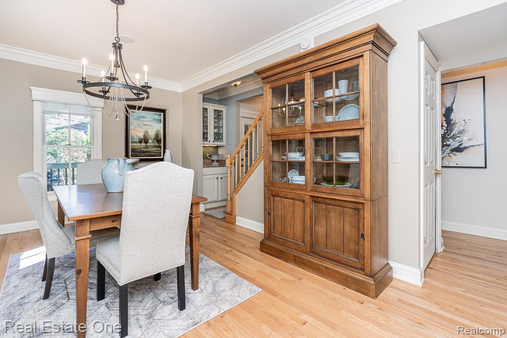 402 W 4th Street