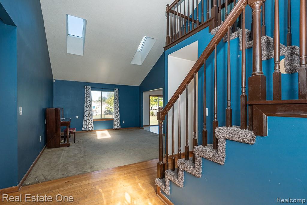 48749 Smokey Glen Court