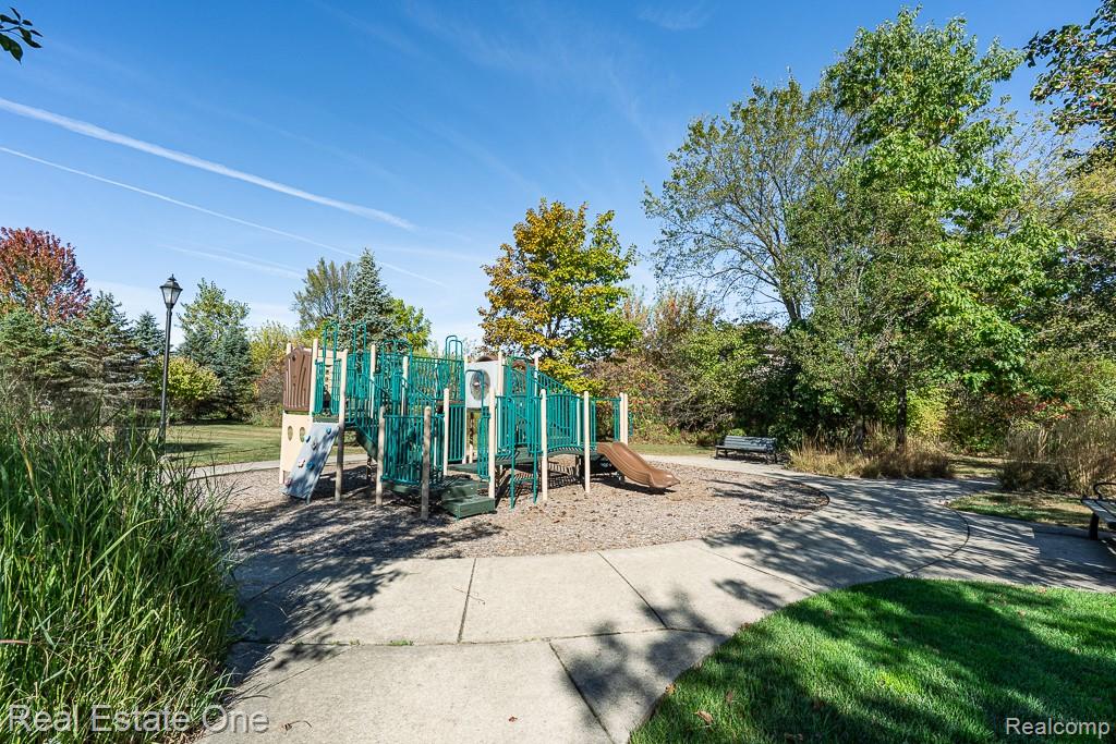 3435 Royal Berkshire Lane