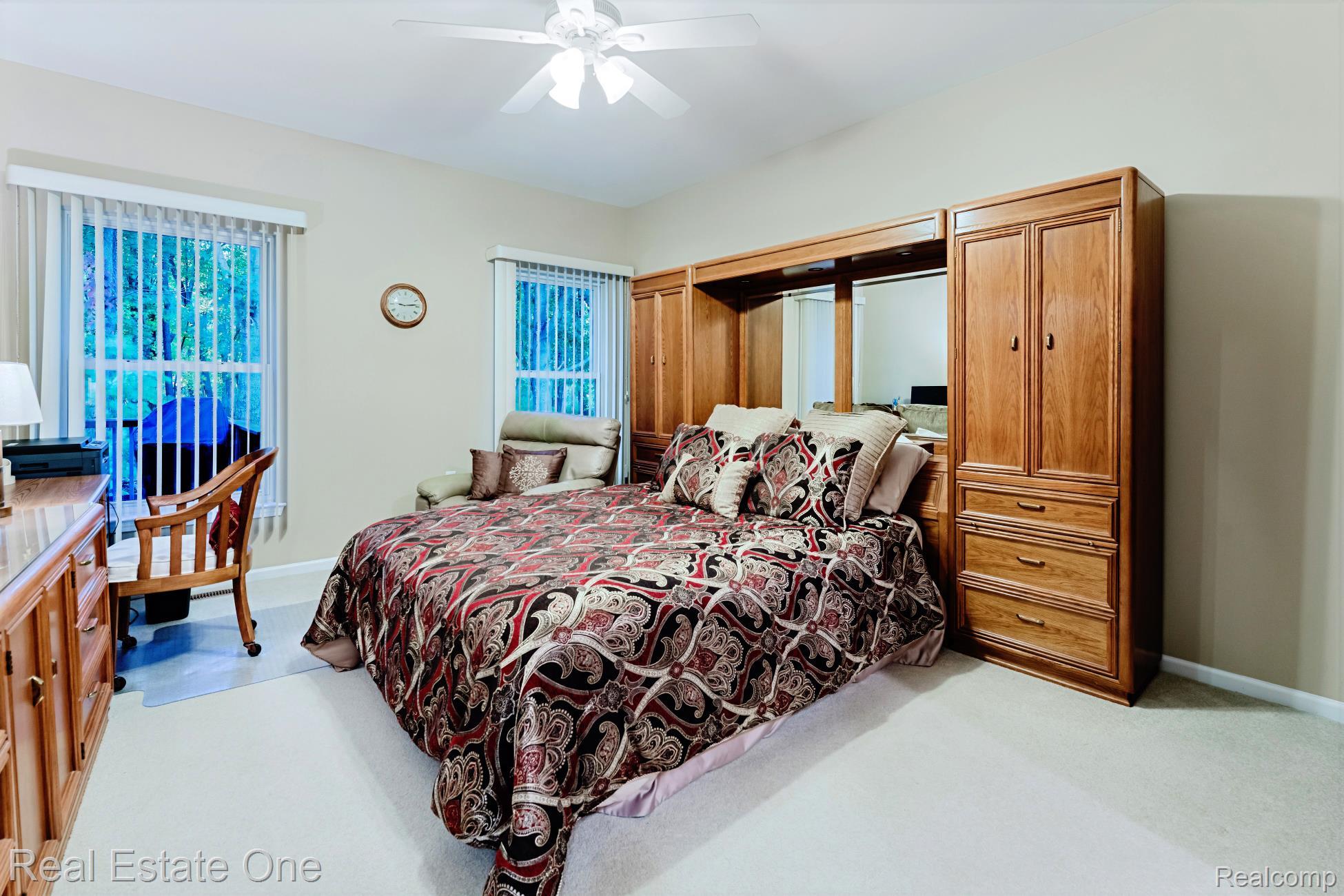 3890 Hillsdale Drive