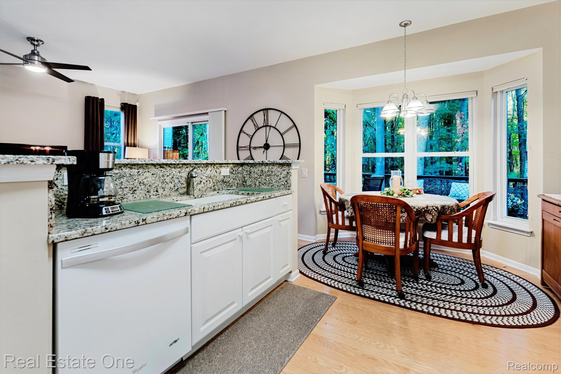 3890 Hillsdale Drive