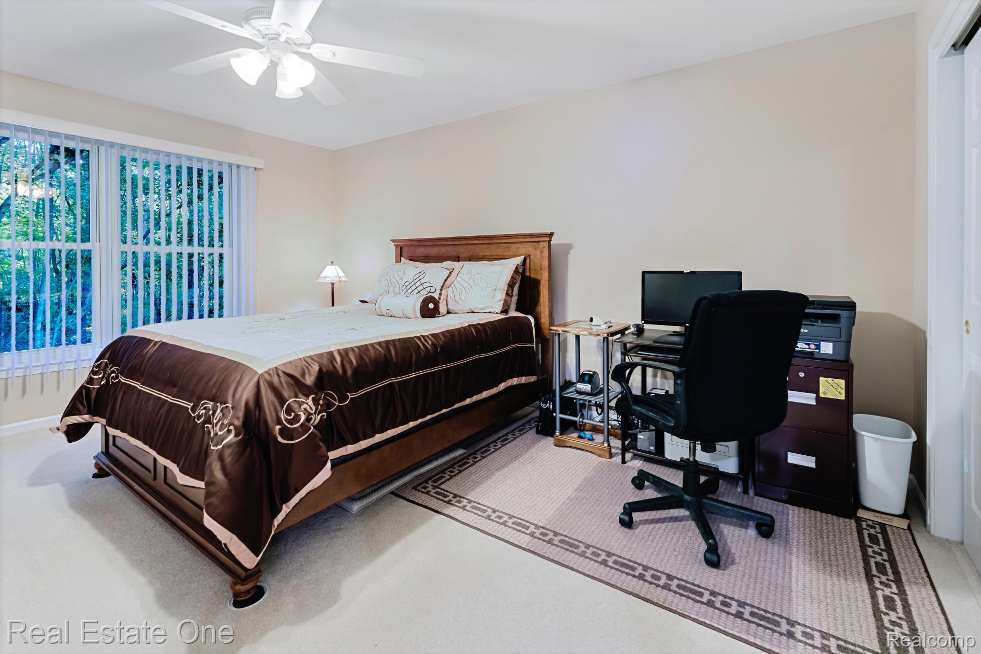 3890 Hillsdale Drive