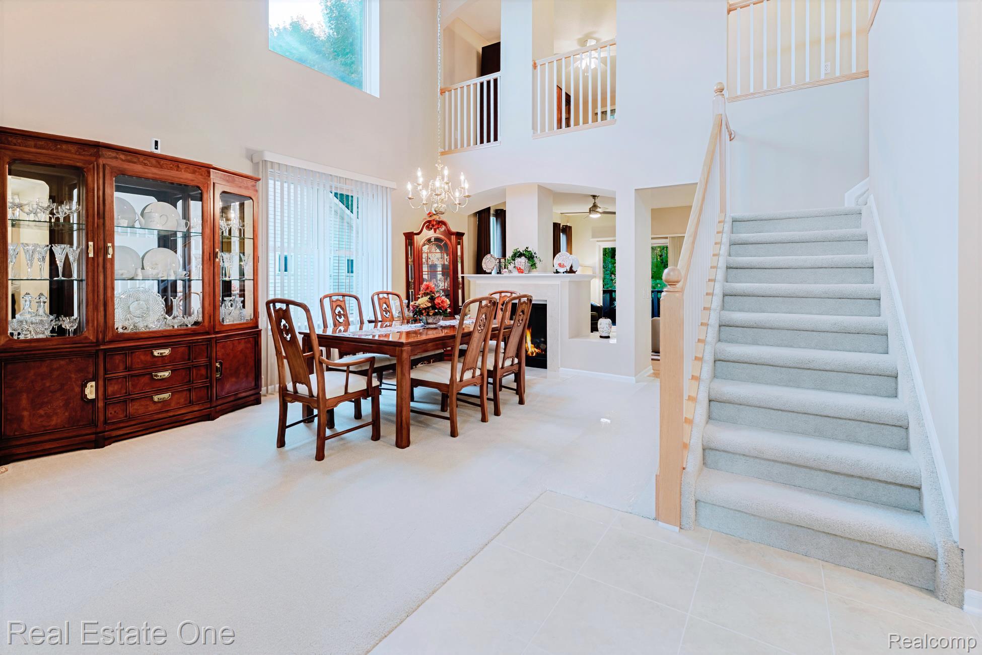 3890 Hillsdale Drive