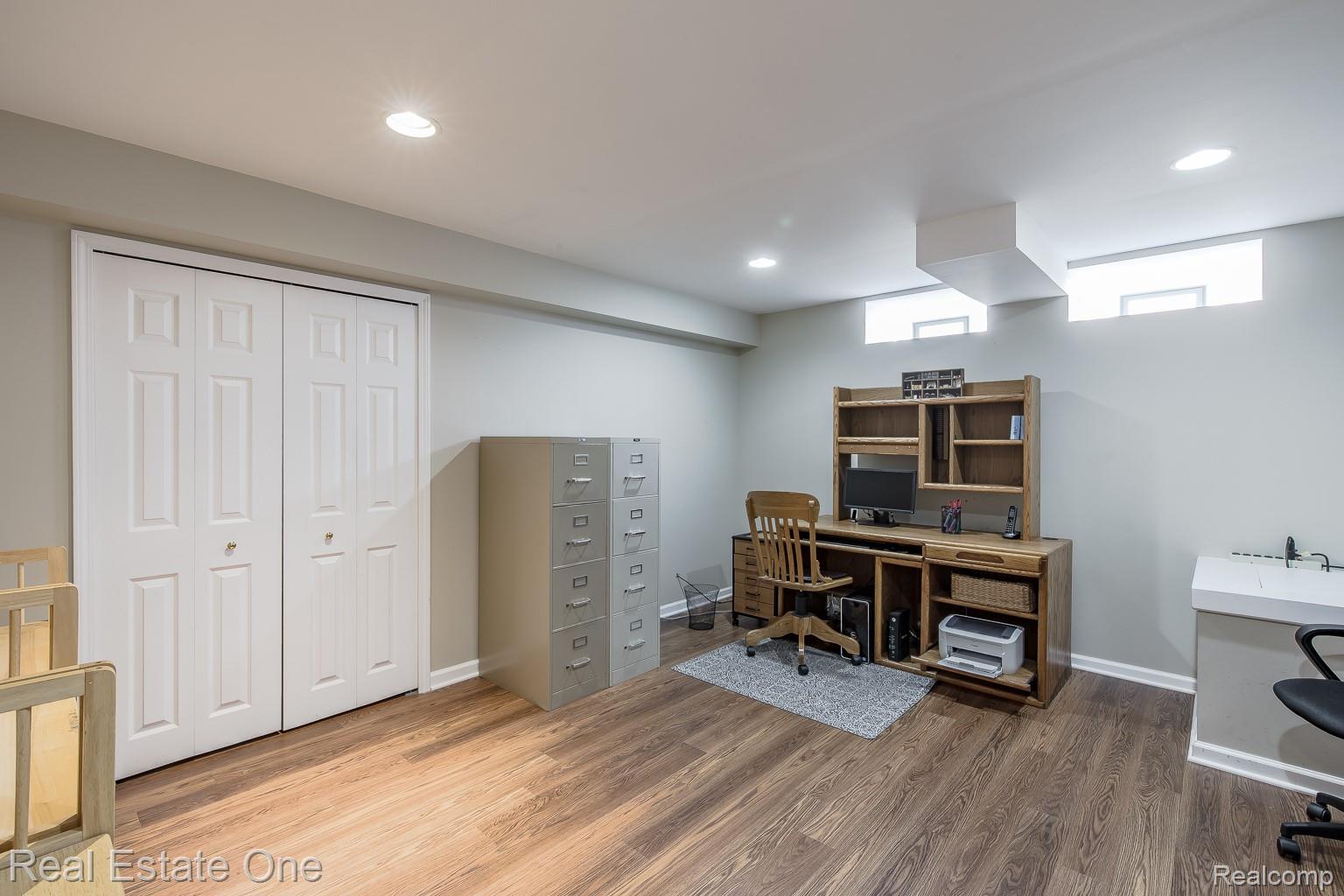 1536 Royal Crescent Street