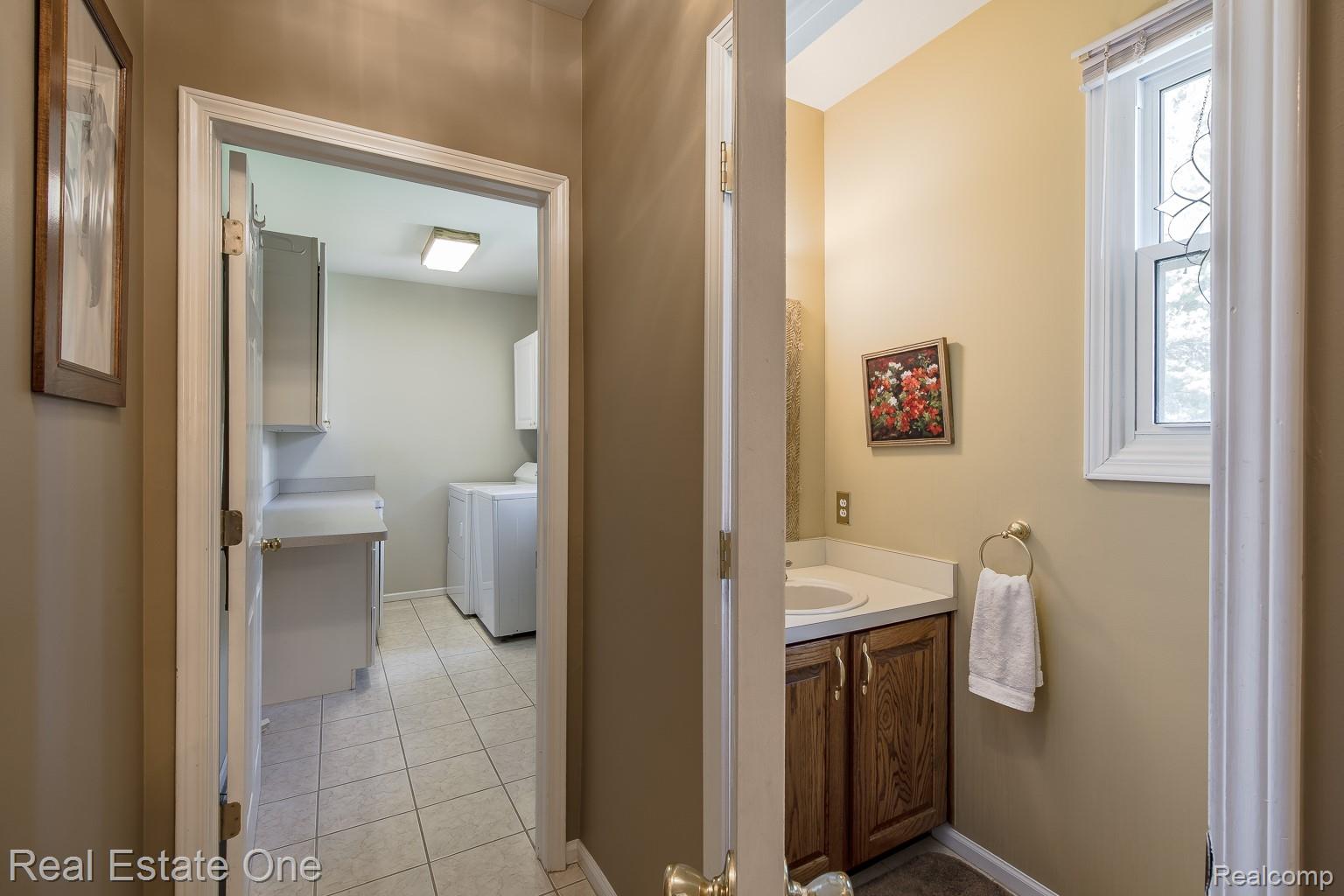 1536 Royal Crescent Street
