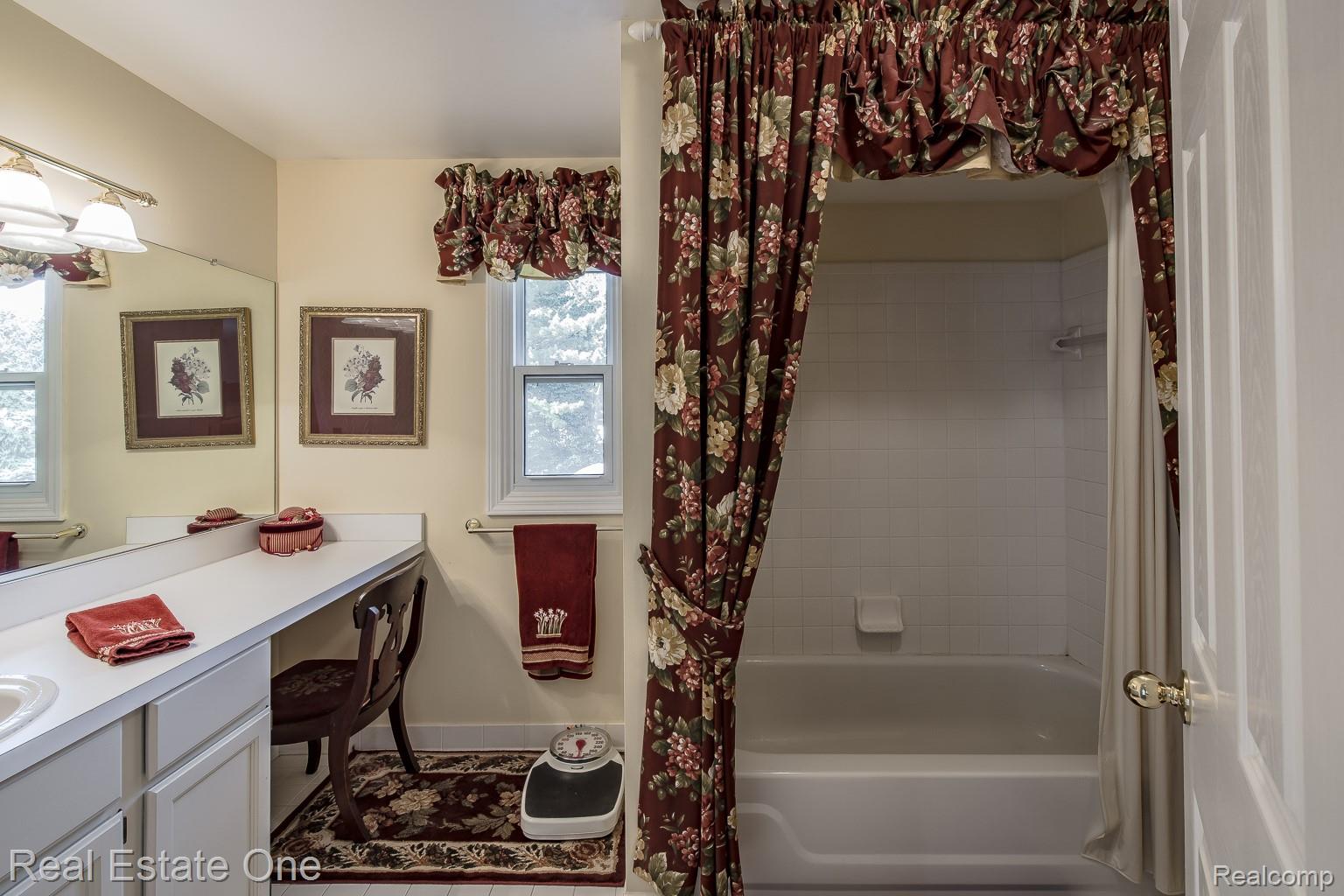 1536 Royal Crescent Street