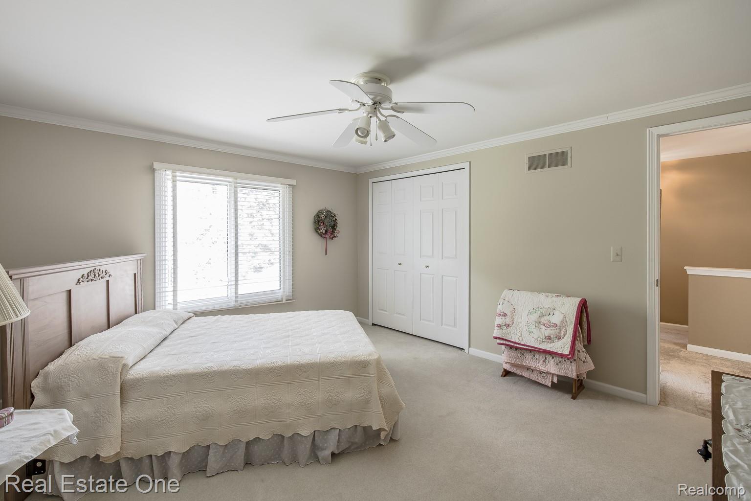 1536 Royal Crescent Street