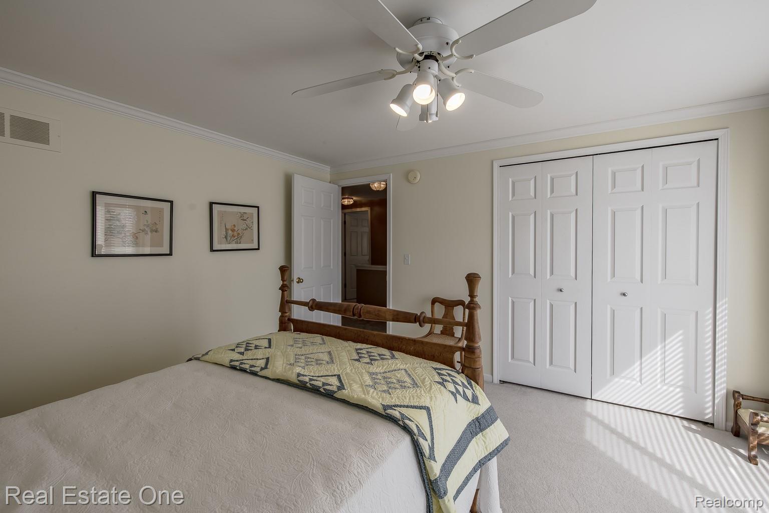 1536 Royal Crescent Street