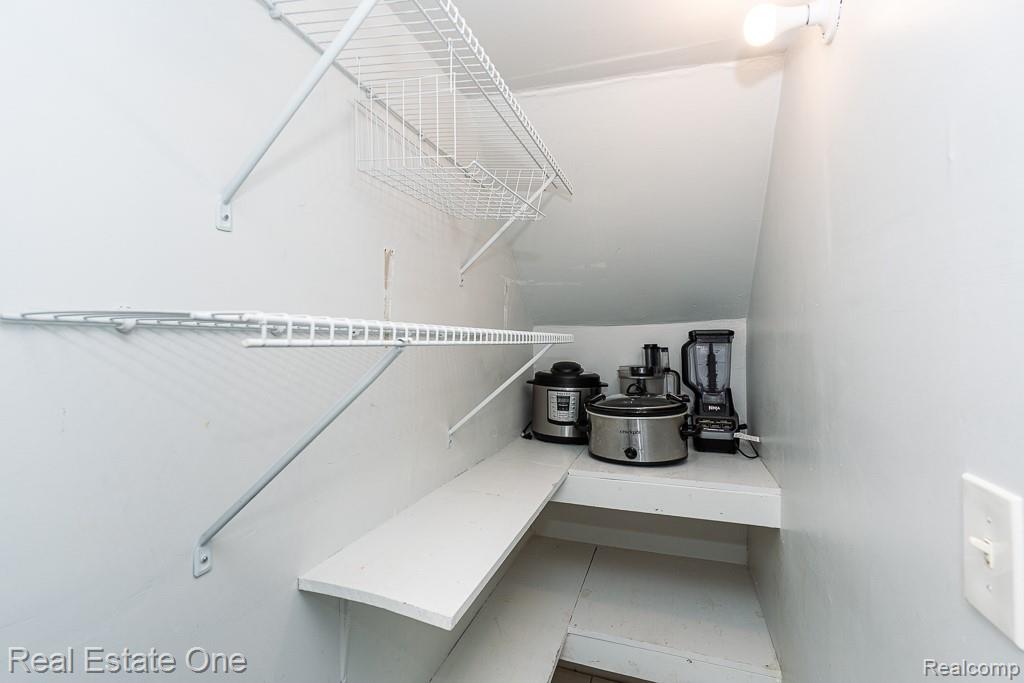 629 N Calhoun Street