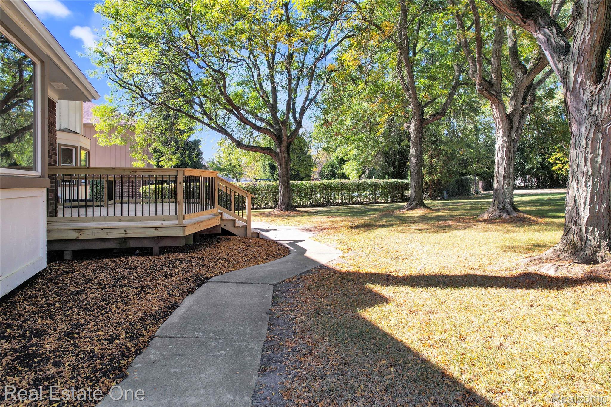 5275 Cheltenham Drive
