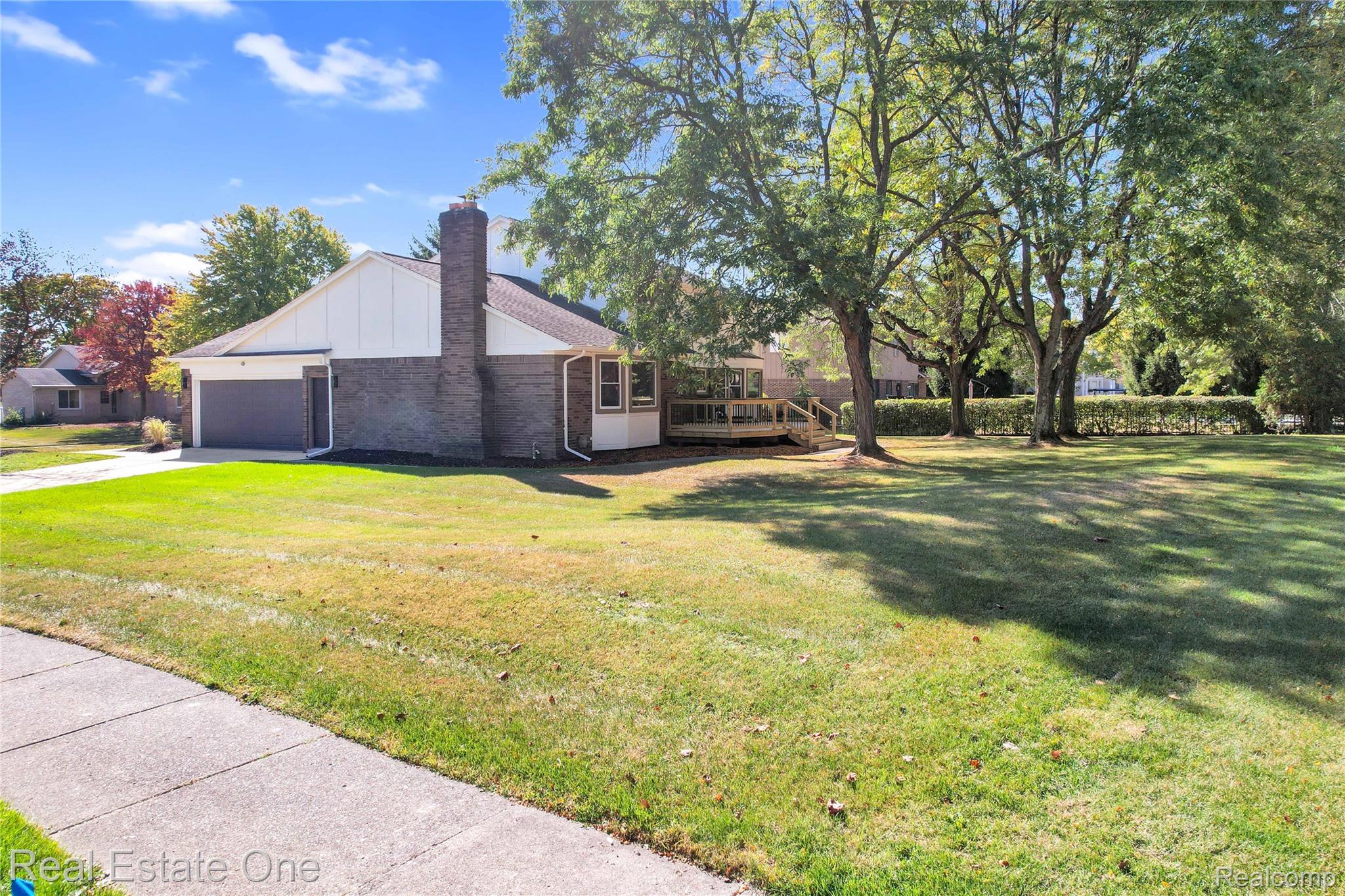 5275 Cheltenham Drive