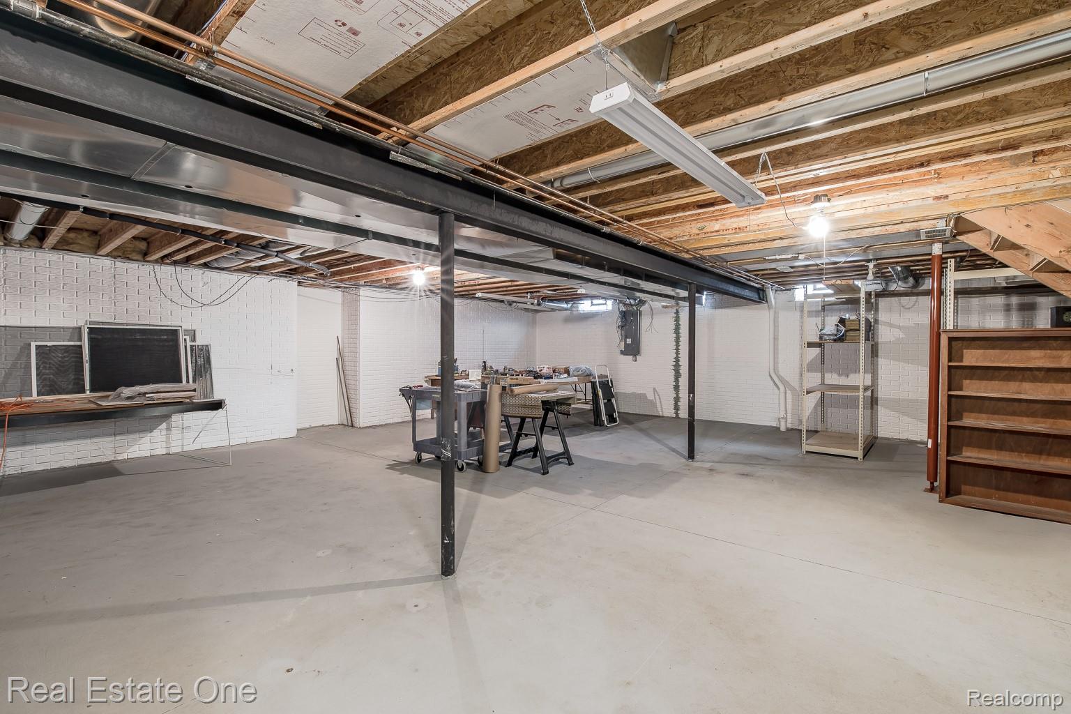 15659 Hunter Grove