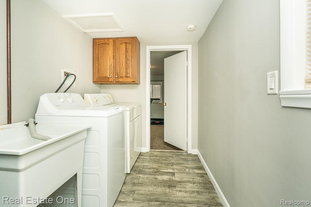 1375 Nokomis Way