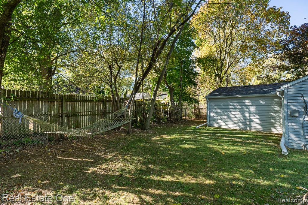 1375 Nokomis Way