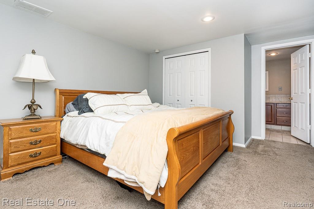 1375 Nokomis Way