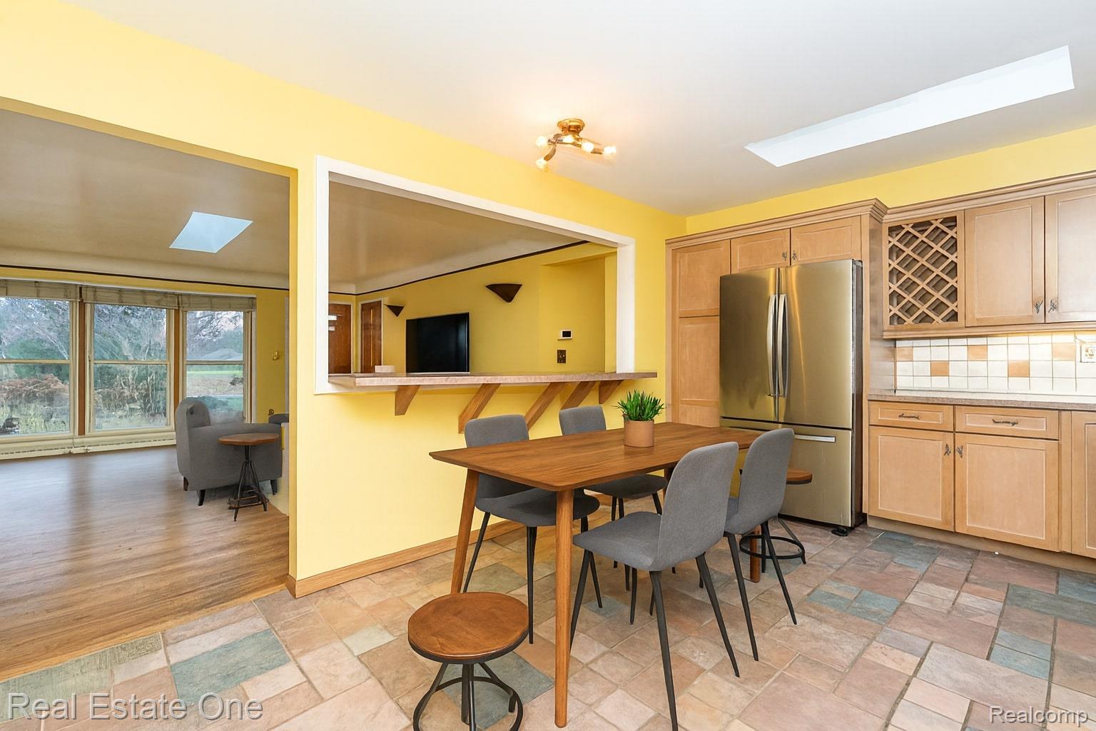 2510 Sunhill Drive