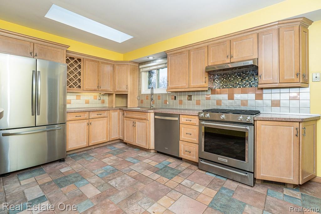 2510 Sunhill Drive