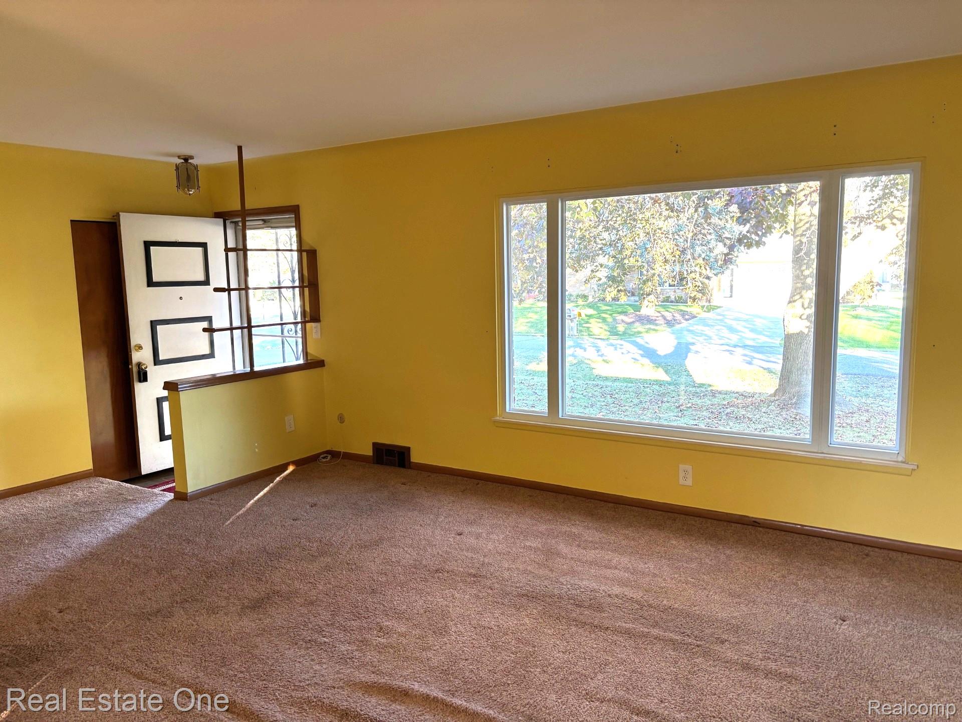 2927 Huntington Park Drive