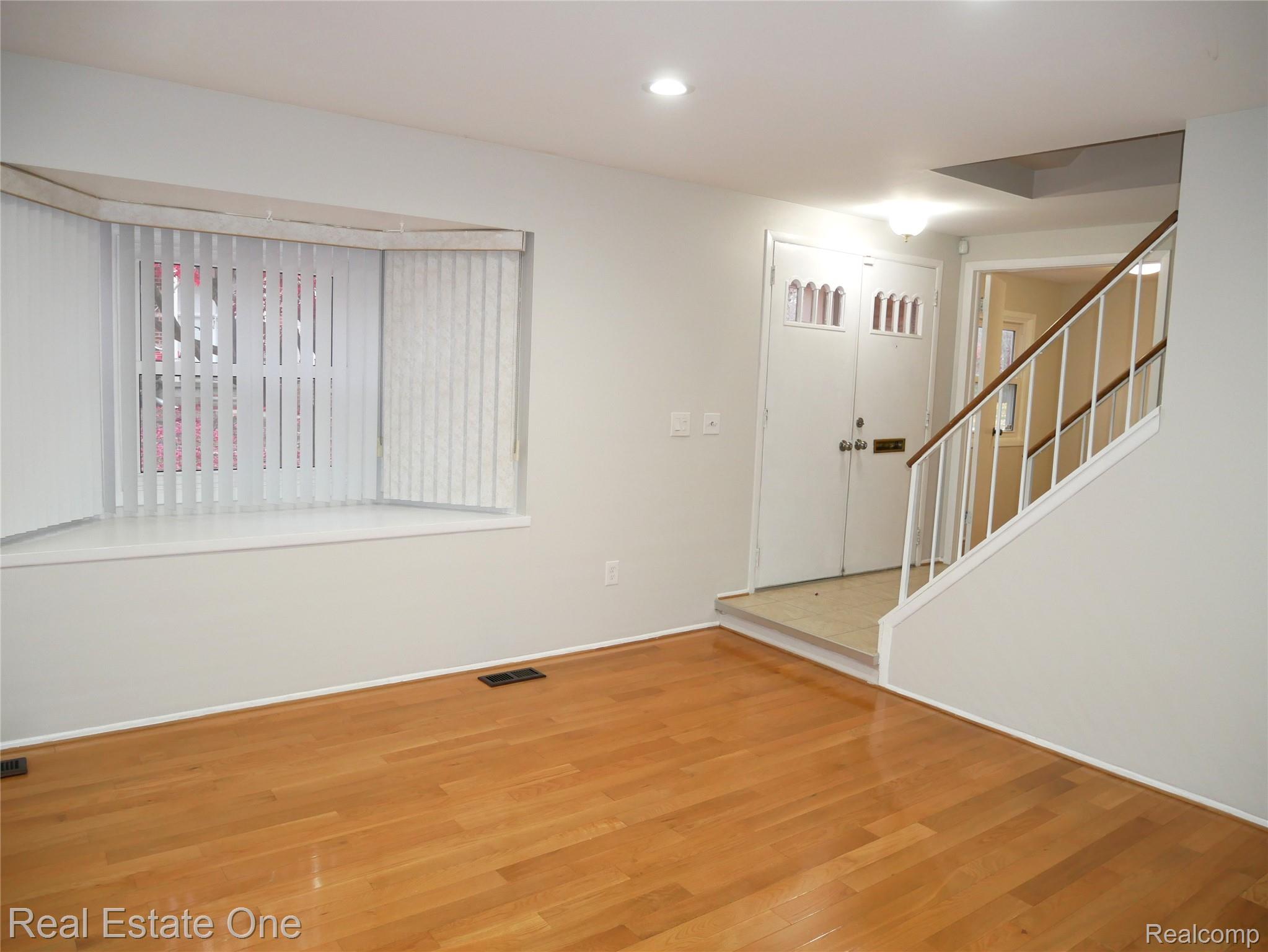 5082 Buckingham
