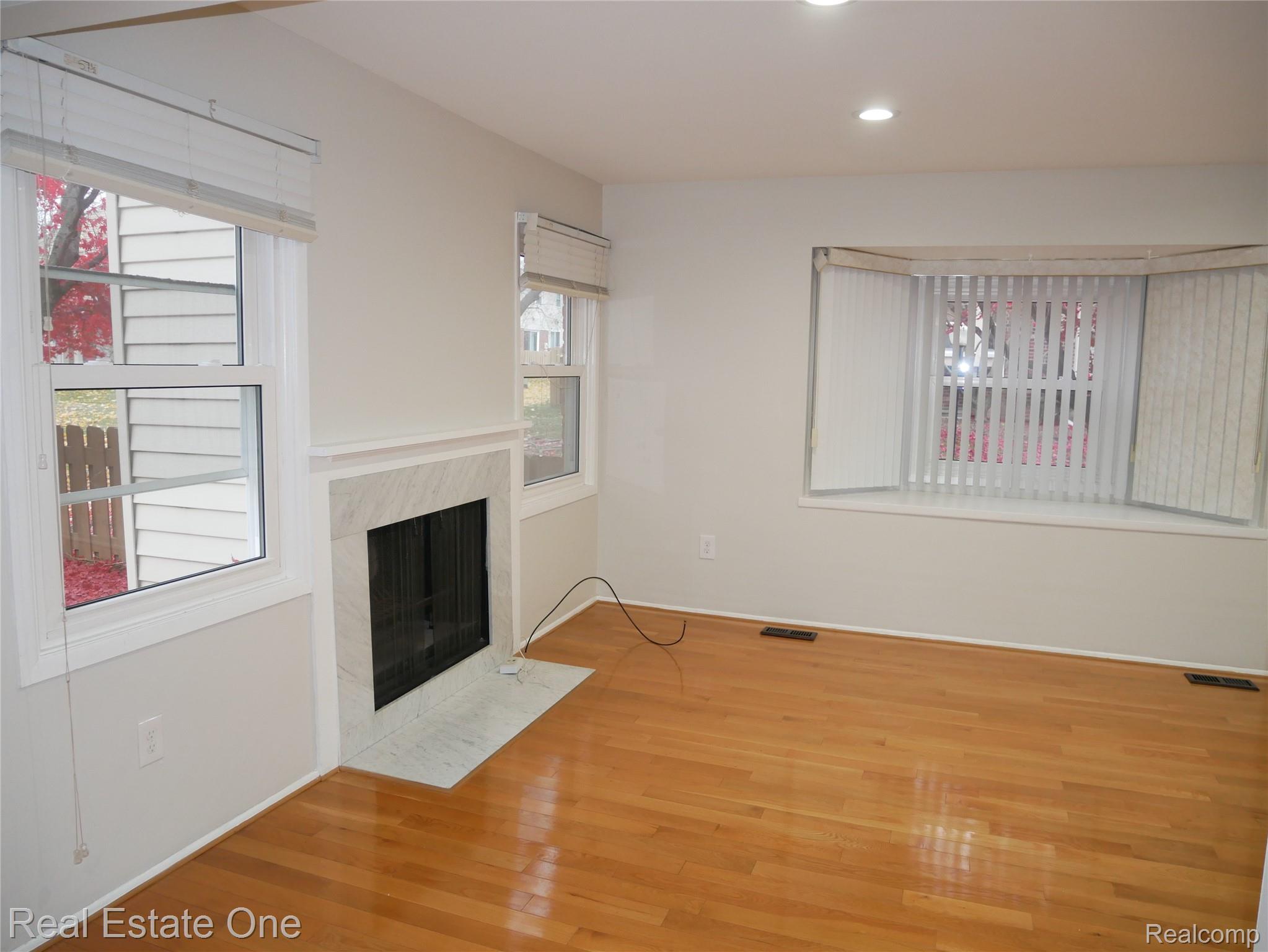 5082 Buckingham