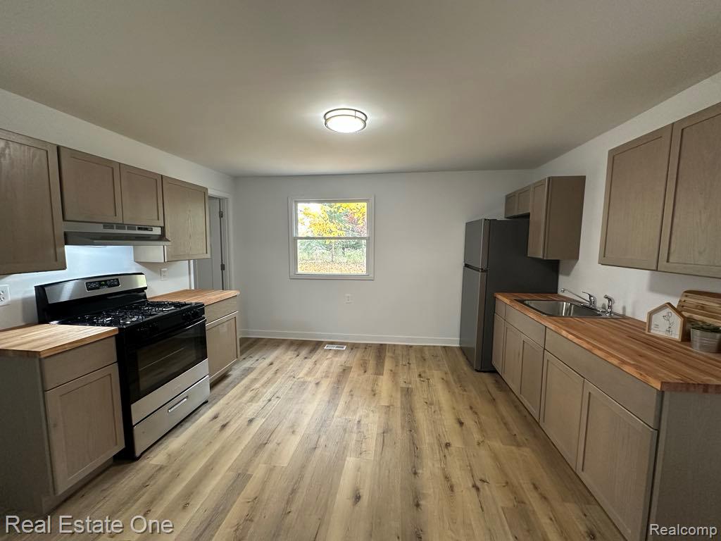14904 Imlay City Road