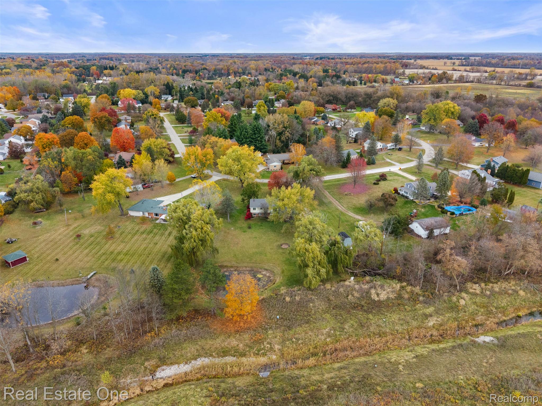 5122 Elizabeth Lane