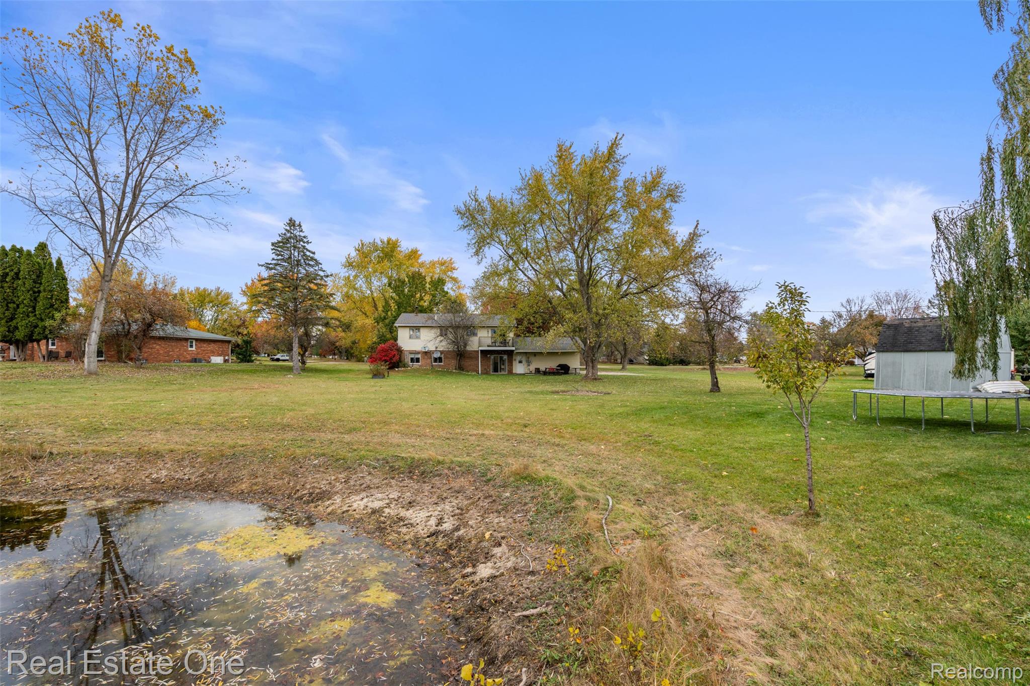 5122 Elizabeth Lane