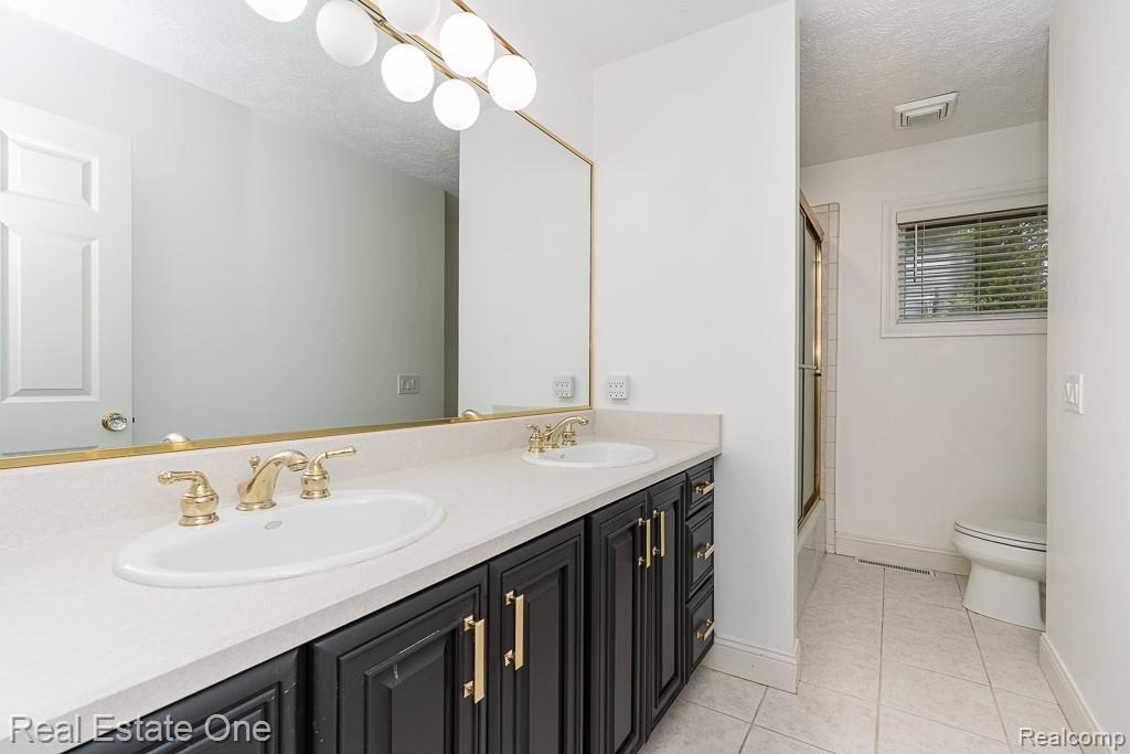 509 Walbridge Drive