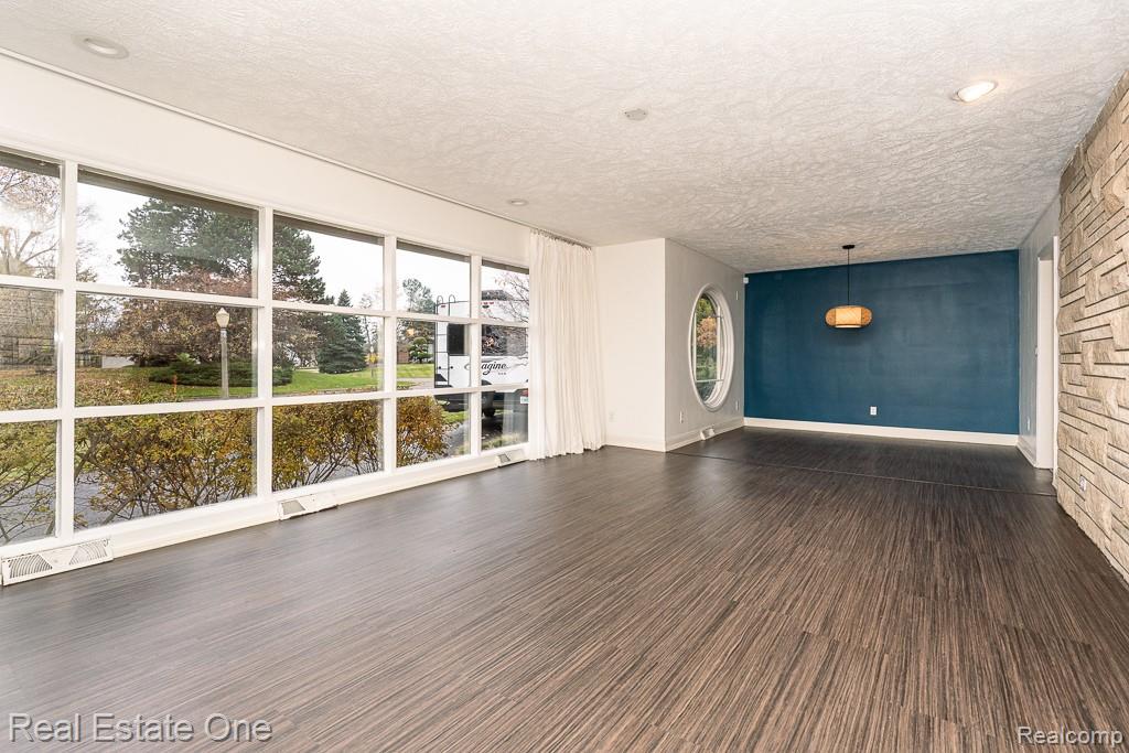 509 Walbridge Drive