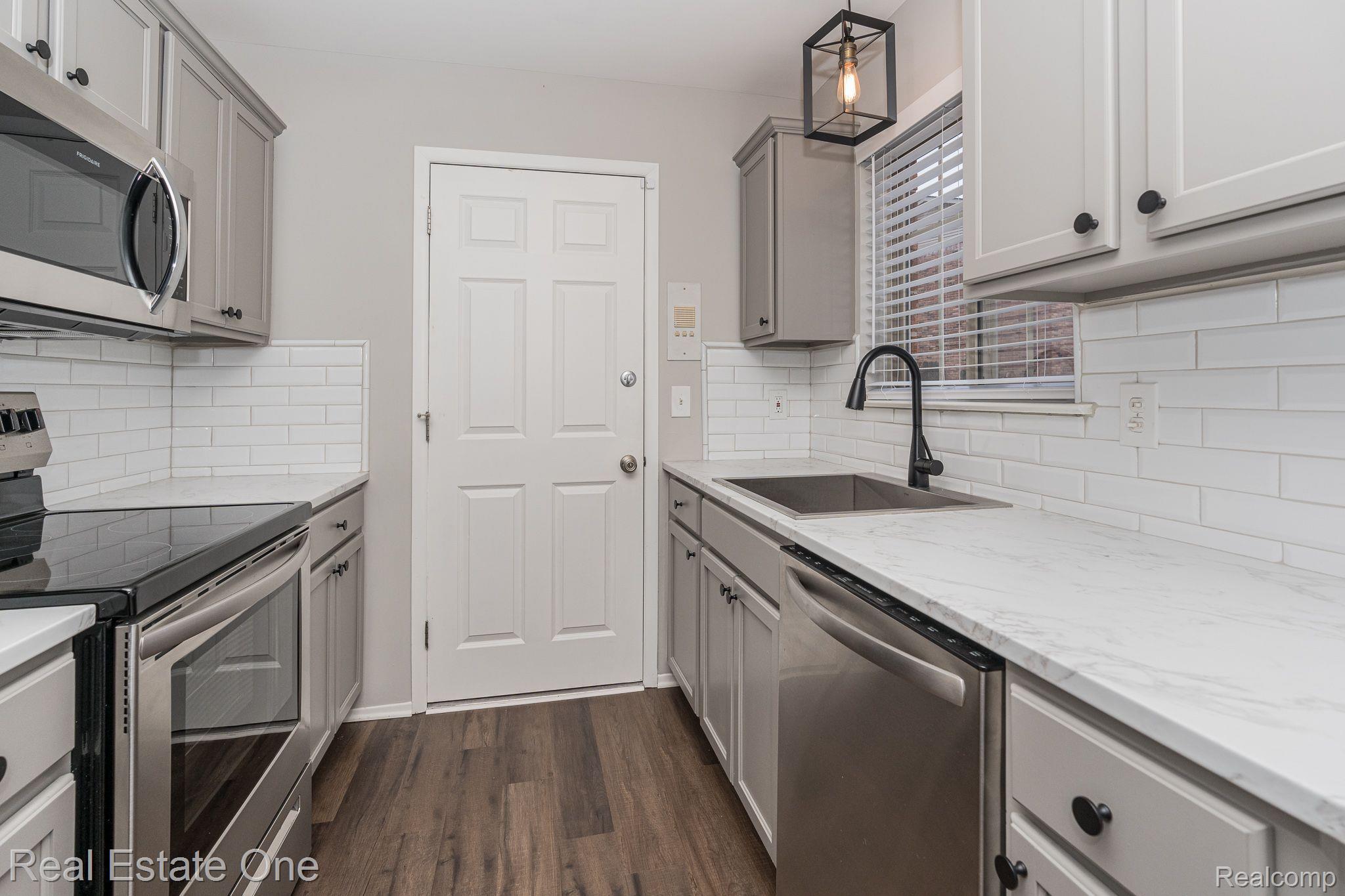 436 Romeo Road Unit: 312