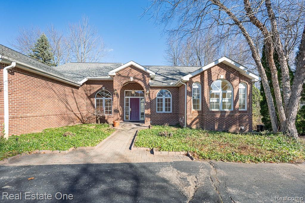 5181 Stonehenge Drive
