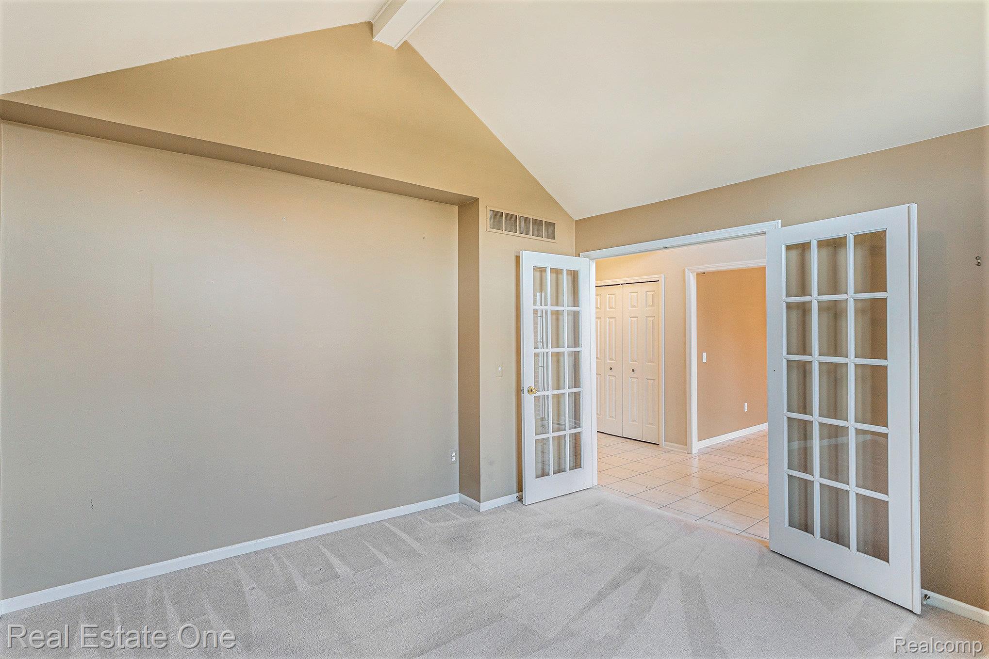 48082 Prestwyck Drive