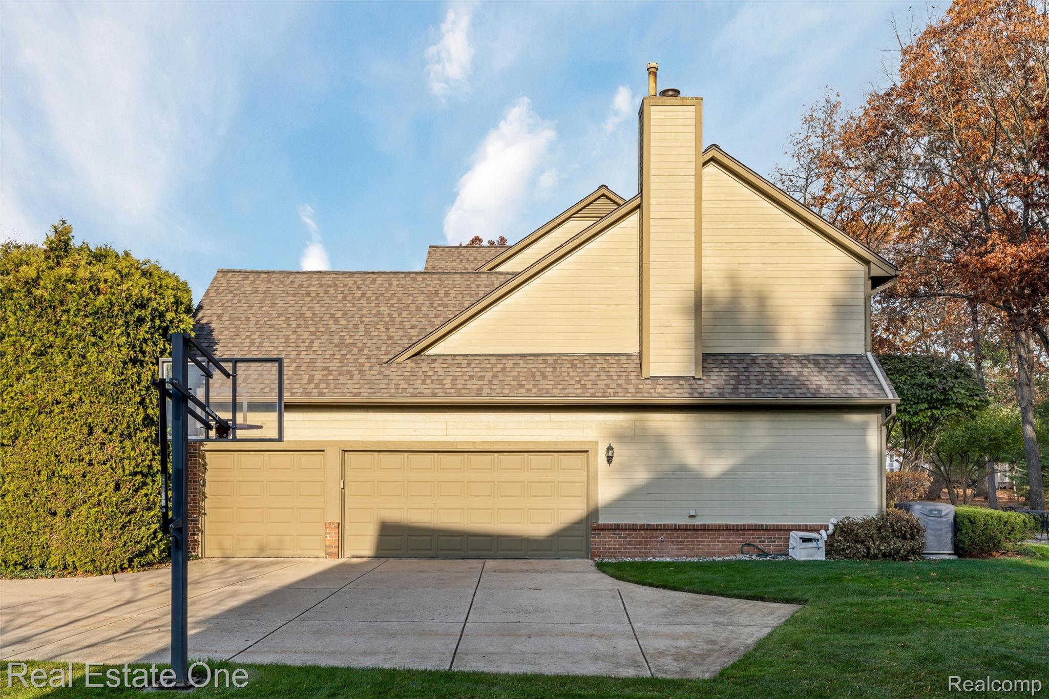 2877 W Bloomfield Oaks Drive