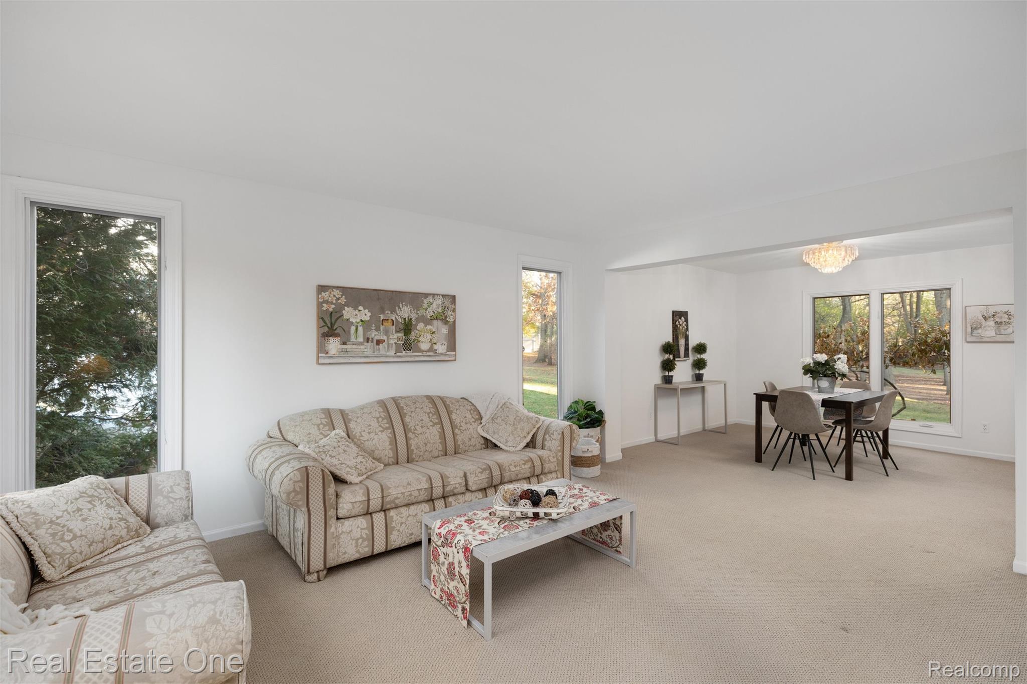 2877 W Bloomfield Oaks Drive