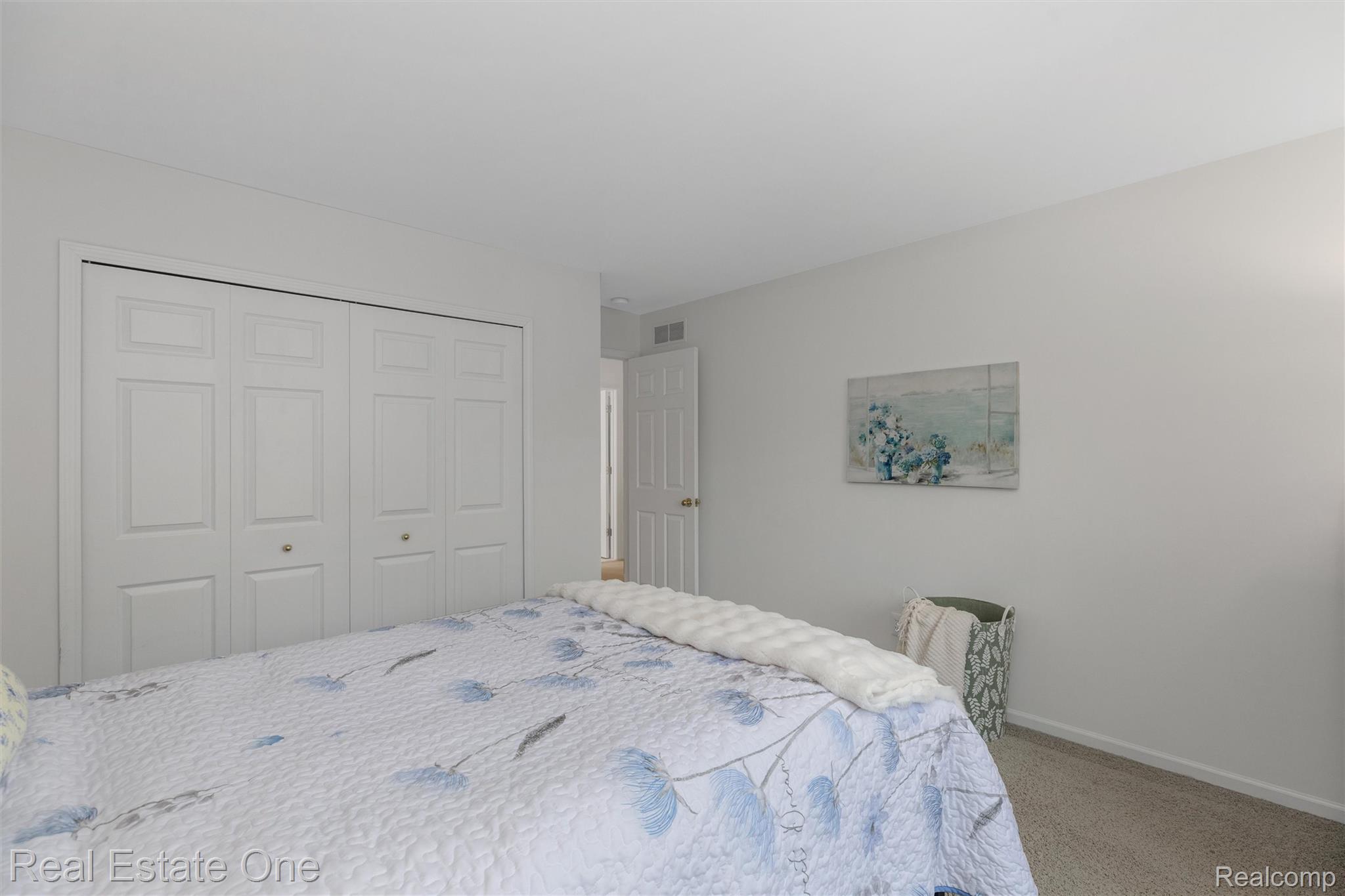 2877 W Bloomfield Oaks Drive